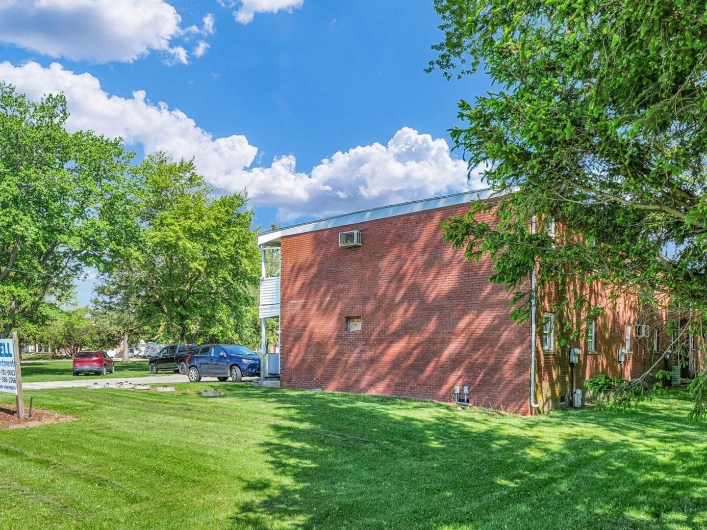 1942 COUNTY ROAD 3000N Road