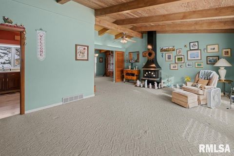 Tiny photo for 2618 ELM Street, Davenport, IA 52803 (MLS # QC4269819)