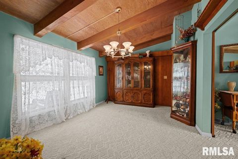 Tiny photo for 2618 ELM Street, Davenport, IA 52803 (MLS # QC4269819)