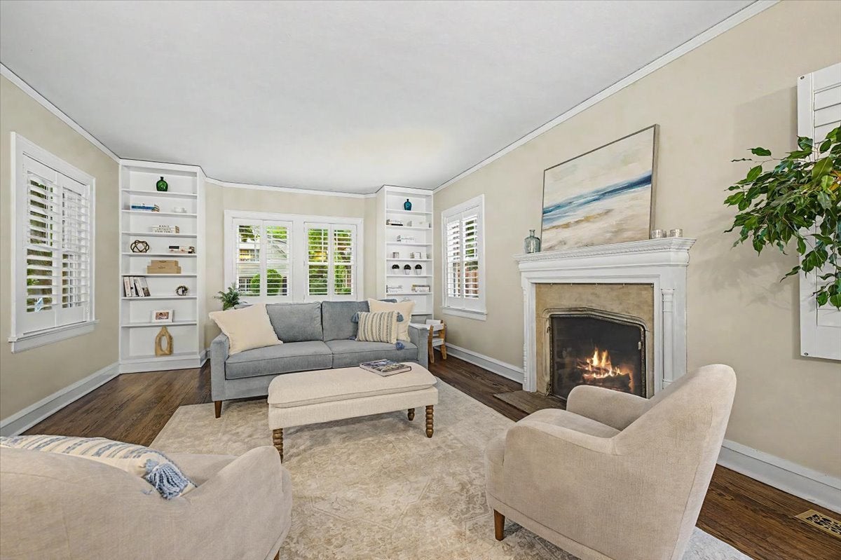 1926 Greenwood Avenue