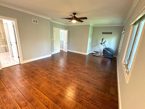 Tiny photo for 1009 Arbor Court, Mount Prospect, IL 60056 (MLS # 12586696)