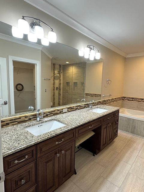 Tiny photo for 1009 Arbor Court, Mount Prospect, IL 60056 (MLS # 12586696)