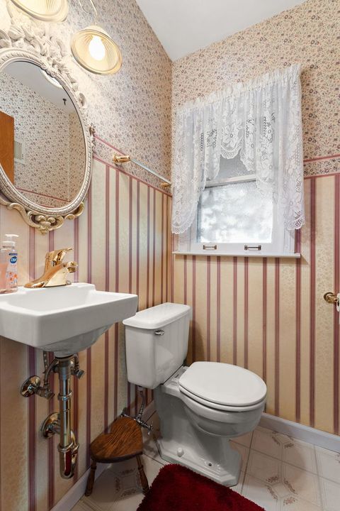 Tiny photo for 9146 S Spaulding Avenue, Evergreen Park, IL 60805 (MLS # 12500921)