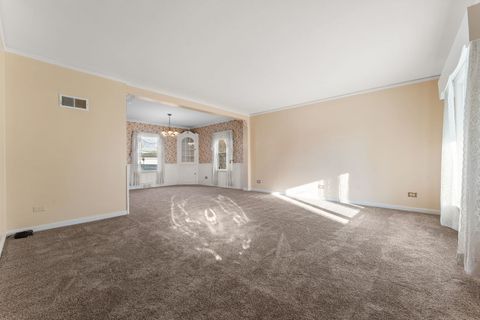 Tiny photo for 9146 S Spaulding Avenue, Evergreen Park, IL 60805 (MLS # 12500921)