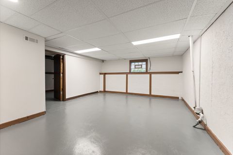 Tiny photo for 9146 S Spaulding Avenue, Evergreen Park, IL 60805 (MLS # 12500921)