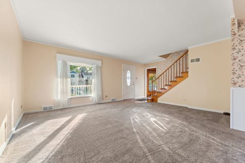 Tiny photo for 9146 S Spaulding Avenue, Evergreen Park, IL 60805 (MLS # 12500921)