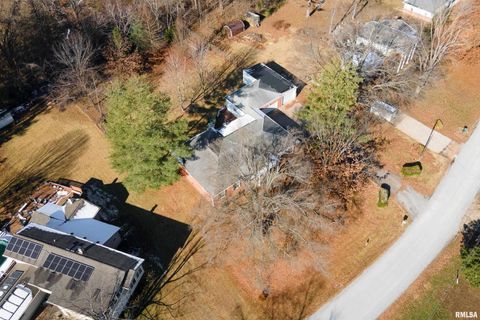 Tiny photo for 203 Fairway Vista Road, Murphysbor, IL 62966 (MLS # EB460706)