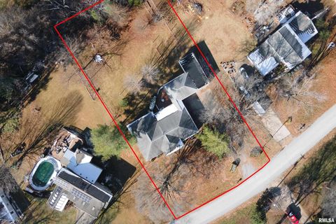 Tiny photo for 203 Fairway Vista Road, Murphysbor, IL 62966 (MLS # EB460706)