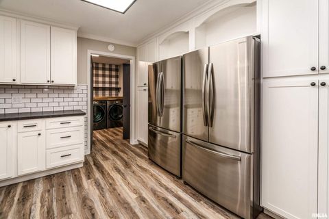 Tiny photo for 203 Fairway Vista Road, Murphysbor, IL 62966 (MLS # EB460706)