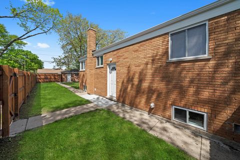 Tiny photo for 7756 S Spaulding Avenue, Chicago, IL 60652 (MLS # 12462619)