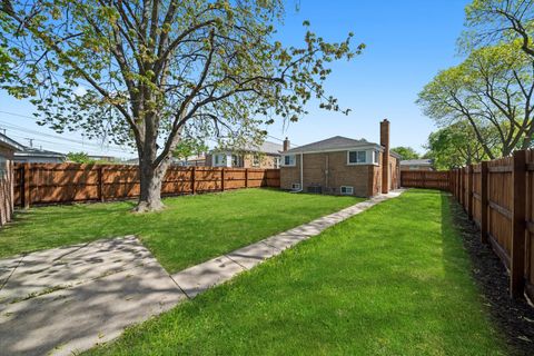 Tiny photo for 7756 S Spaulding Avenue, Chicago, IL 60652 (MLS # 12462619)