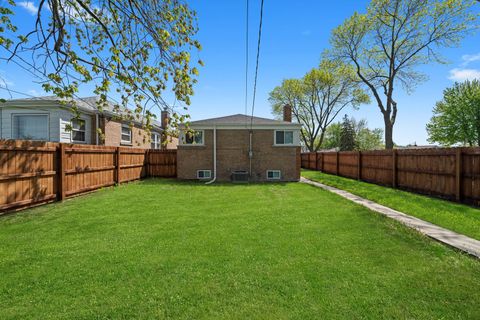 Tiny photo for 7756 S Spaulding Avenue, Chicago, IL 60652 (MLS # 12462619)