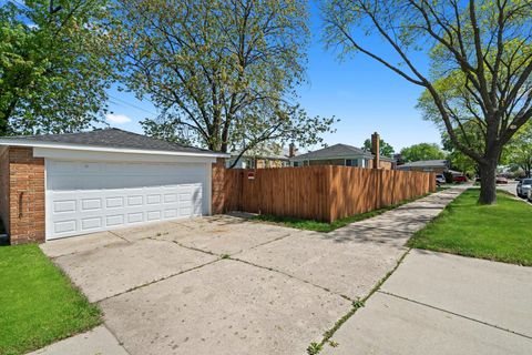 Tiny photo for 7756 S Spaulding Avenue, Chicago, IL 60652 (MLS # 12462619)
