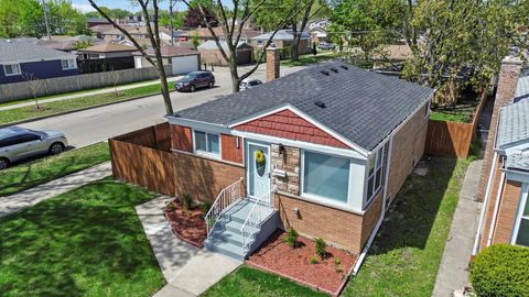 Tiny photo for 7756 S Spaulding Avenue, Chicago, IL 60652 (MLS # 12462619)