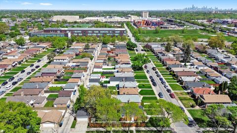 Tiny photo for 7756 S Spaulding Avenue, Chicago, IL 60652 (MLS # 12462619)