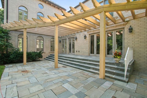 Tiny photo for 1015 Sheridan Road, Winnetka, IL 60093 (MLS # 12660928)