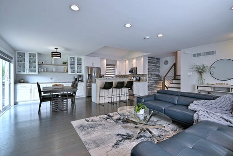 Tiny photo for 8033 Long Avenue, Burbank, IL 60459 (MLS # 12770173)