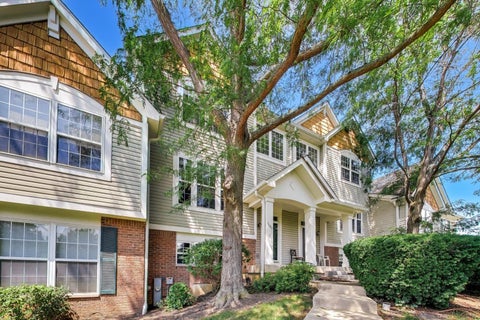 Tiny photo for 1195 Georgetown Way, Vernon Hills, IL 60061 (MLS # 12699742)