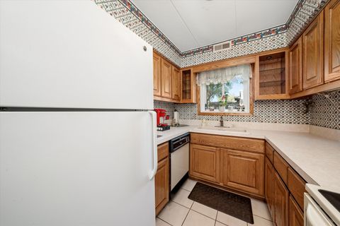 Tiny photo for 13520 LAWLER Avenue #42, Crestwood, IL 60418 (MLS # 12457561)