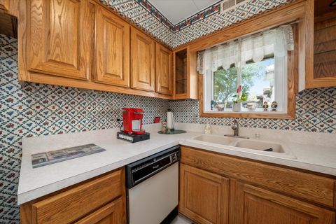 Tiny photo for 13520 LAWLER Avenue #42, Crestwood, IL 60418 (MLS # 12457561)