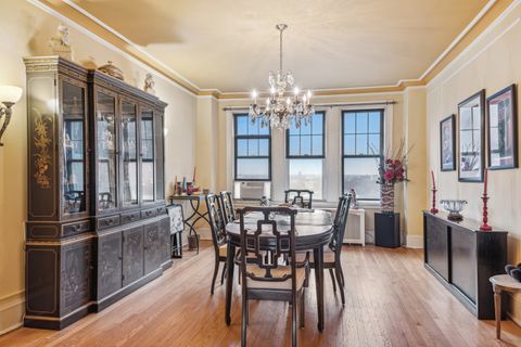 Tiny photo for 5000 S East End Avenue #13A, Chicago, IL 60615 (MLS # 12368217)