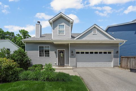 Photo of 228 Juneway Terrace, Lake Bluff, IL 60044 (MLS # 12577248)