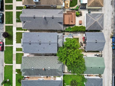 Tiny photo for 2436 Grove Avenue, Berwyn, IL 60402 (MLS # 12440272)
