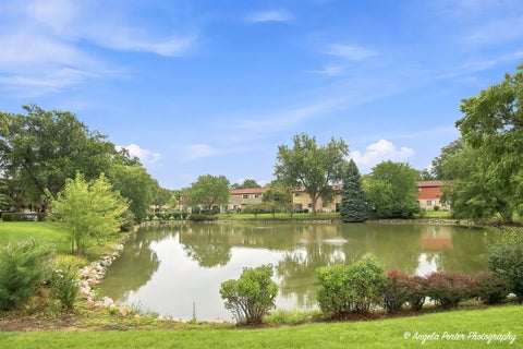Tiny photo for 496 S Navajo Trail, Wheeling, IL 60090 (MLS # 12729040)