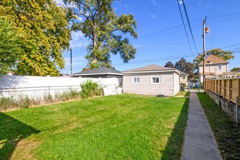 Tiny photo for 435 22nd Avenue, Bellwood, IL 60104 (MLS # 12782763)