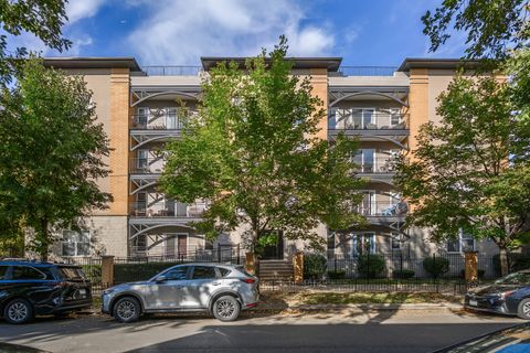 Photo of 2720 W Cortland Street #105, Chicago, IL 60647 (MLS # 12625947)