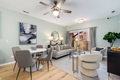 Tiny photo for 2720 W Cortland Street #105, Chicago, IL 60647 (MLS # 12625947)