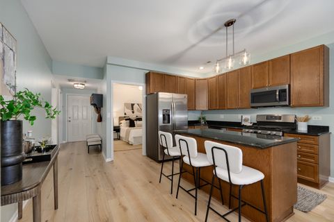 Tiny photo for 2720 W Cortland Street #105, Chicago, IL 60647 (MLS # 12625947)