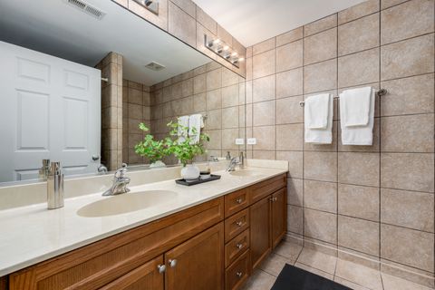 Tiny photo for 2720 W Cortland Street #105, Chicago, IL 60647 (MLS # 12625947)