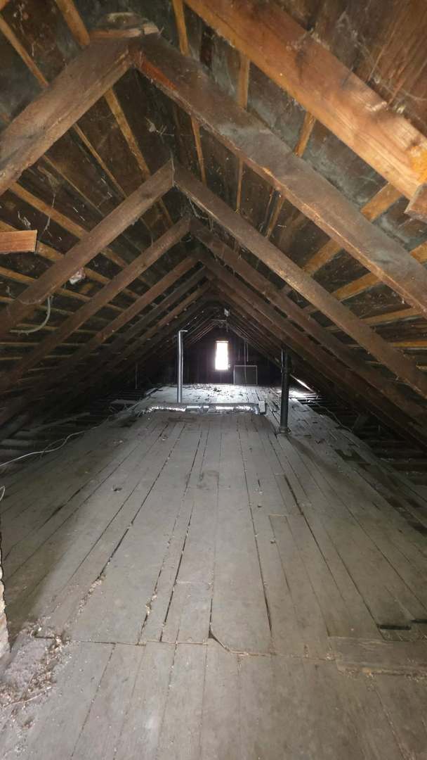 8422 S Baltimore Avenue