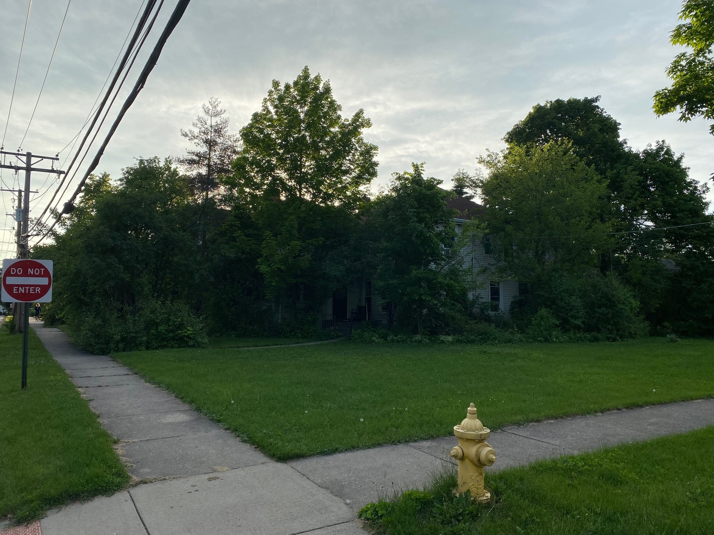 320 Grant Place