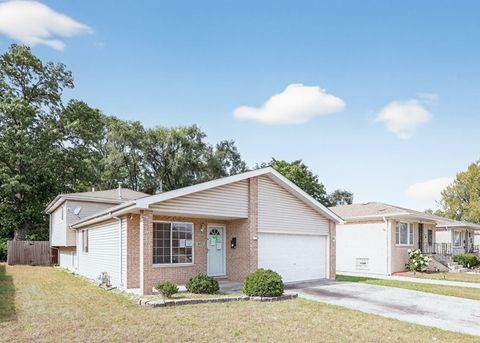 Tiny photo for 602 Merrill Avenue, Calumet City, IL 60409 (MLS # 12495021)