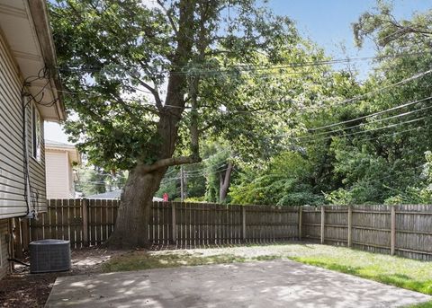 Tiny photo for 602 Merrill Avenue, Calumet City, IL 60409 (MLS # 12495021)