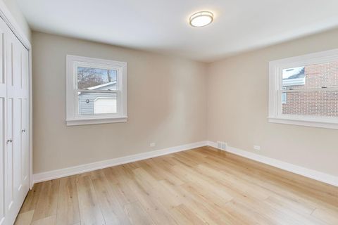 Tiny photo for 1421 Cynthia Avenue, Park Ridge, IL 60068 (MLS # 12567280)