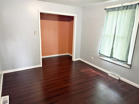 Tiny photo for 213 E 9TH ST Street, Metropolis, IL 62960 (MLS # 12722251)