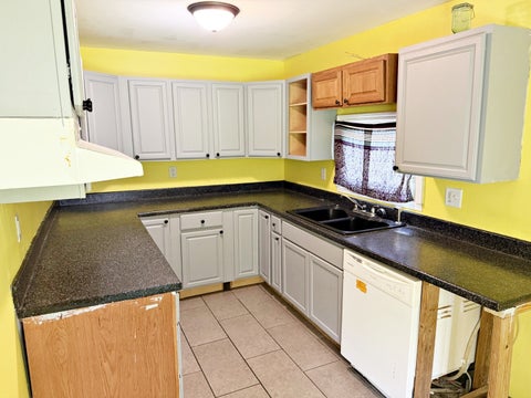 Tiny photo for 213 E 9TH ST Street, Metropolis, IL 62960 (MLS # 12722251)