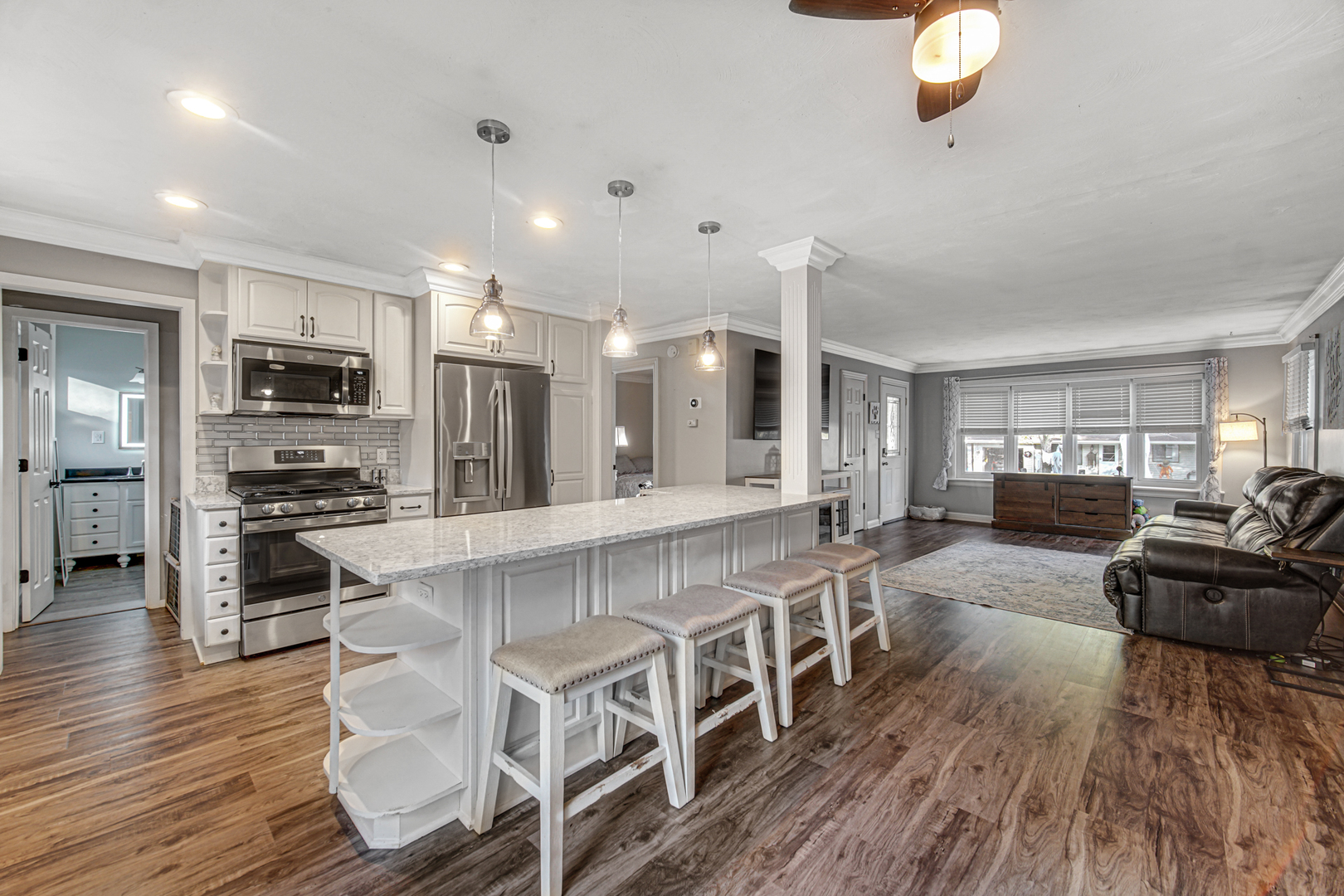 5713 Meadow Hill Lane