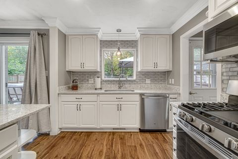 Tiny photo for 5713 Meadow Hill Lane, McHenry, IL 60051 (MLS # 12504952)