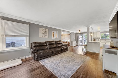 Tiny photo for 5713 Meadow Hill Lane, McHenry, IL 60051 (MLS # 12504952)