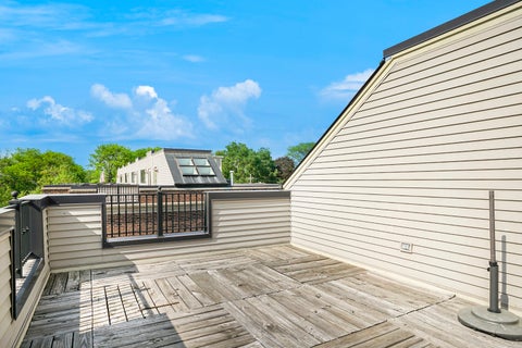 Tiny photo for 185 N Hickory Avenue, Arlington Heights, IL 60004 (MLS # 12723790)