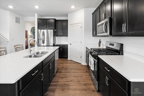 Tiny photo for 695 Kentshire Circle, Elgin, IL 60124 (MLS # 12766249)