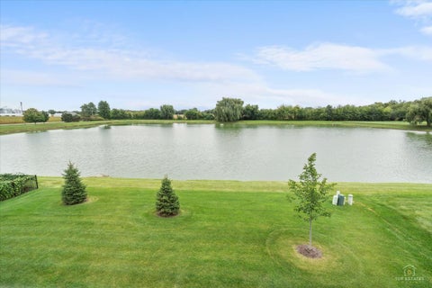 Tiny photo for 695 Kentshire Circle, Elgin, IL 60124 (MLS # 12766249)
