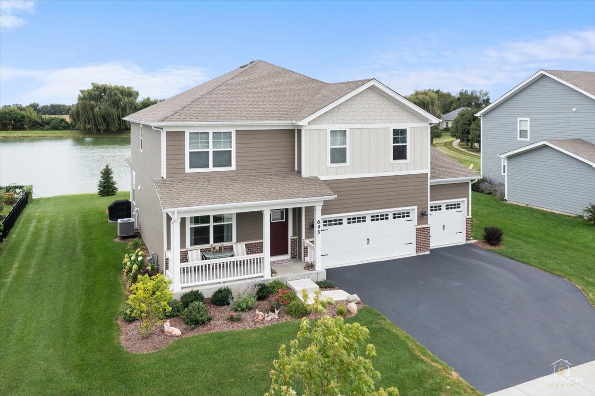 695 Kentshire Circle