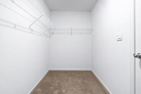 Tiny photo for 695 Kentshire Circle, Elgin, IL 60124 (MLS # 12766249)
