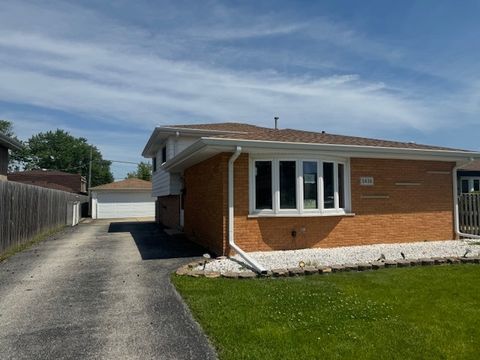 A home in Crestwood