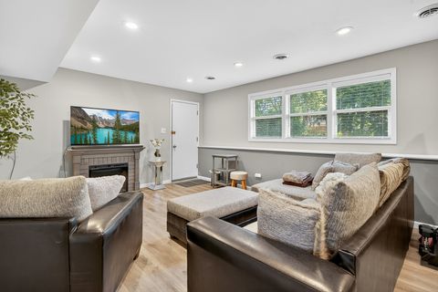 Tiny photo for 612 Edgebrook Drive, Shorewood, IL 60404 (MLS # 12485592)